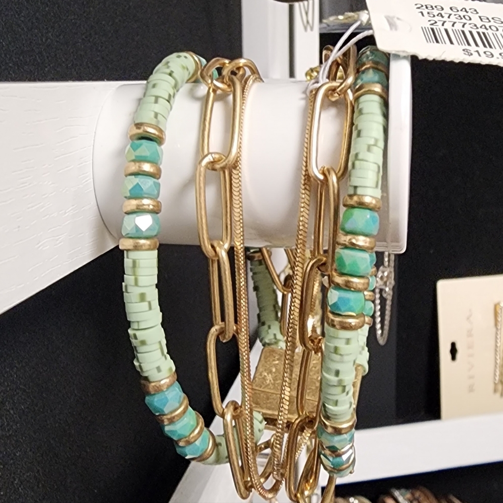 Bracelet